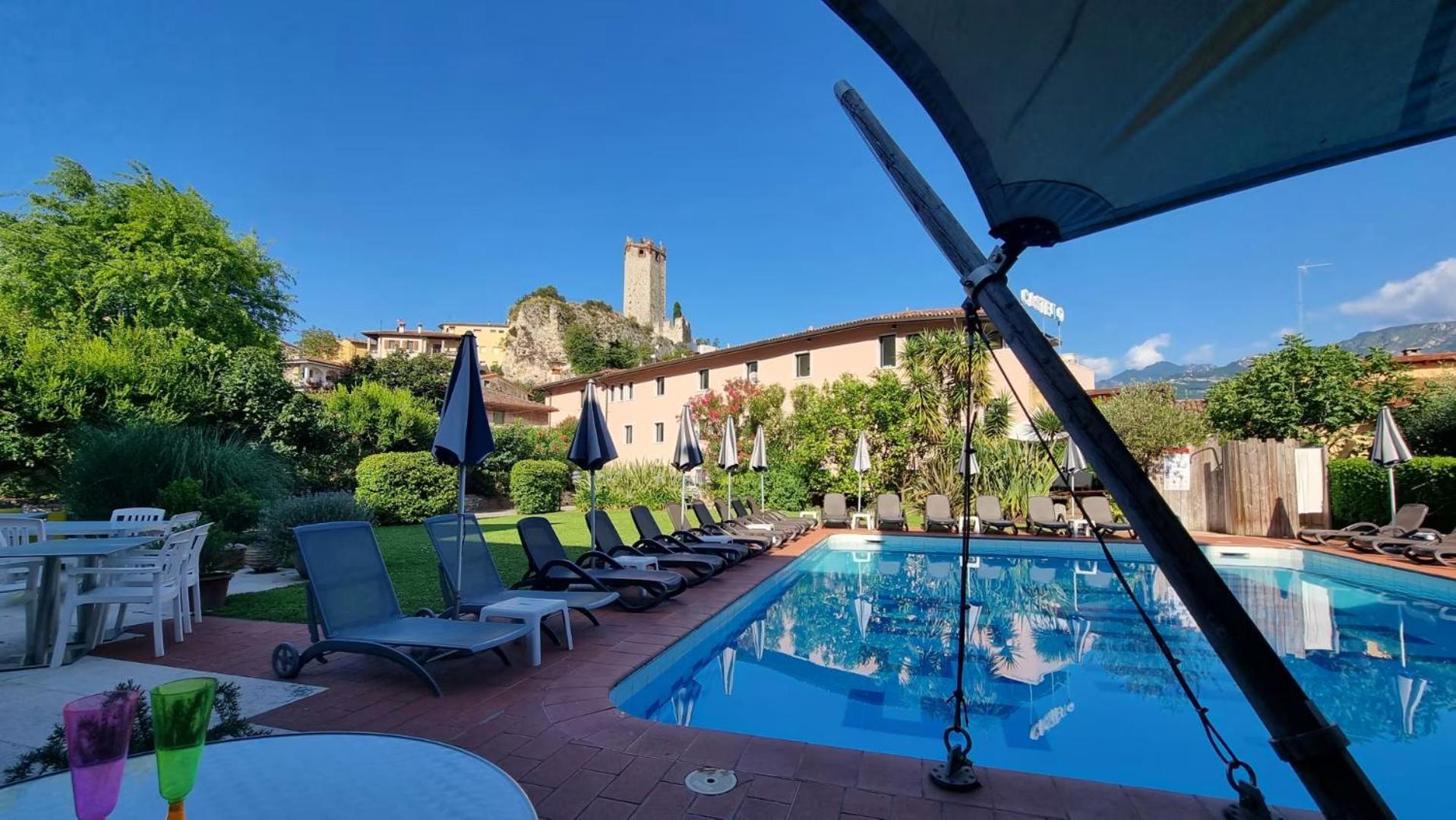 Hotel Luna Rossa (Adults Only) Malcesine Exterior foto