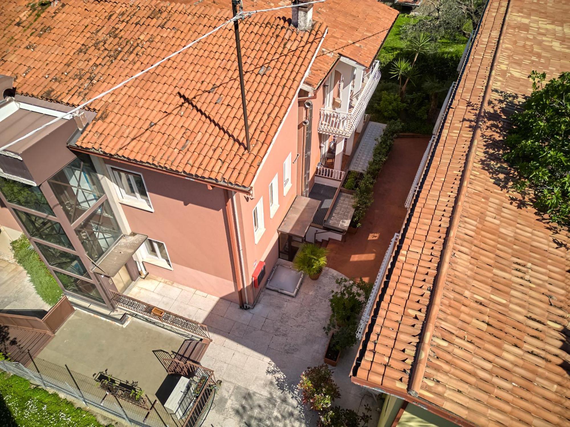 Hotel Luna Rossa (Adults Only) Malcesine Exterior foto